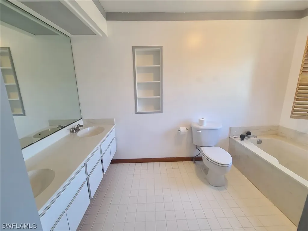 2437 Guinevere Court Fort Myers FL 33912