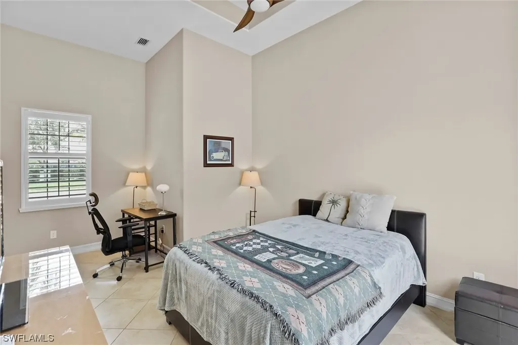 6528 Costa Circle Naples FL 34113