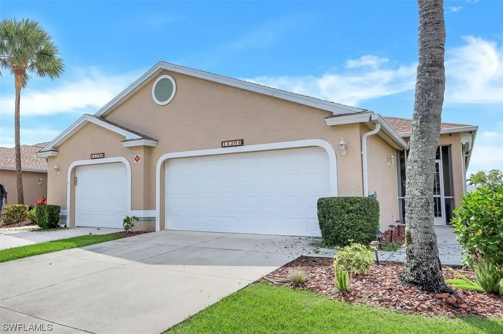 14204 Hilton Head Drive Fort Myers FL 33919