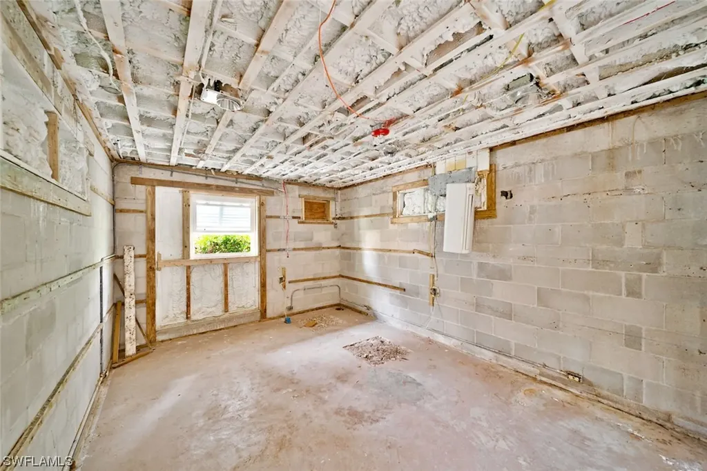 2365 Periwinkle Way Sanibel FL 33957