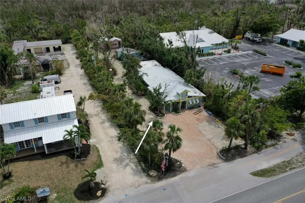 2365 Periwinkle Way Sanibel FL 33957
