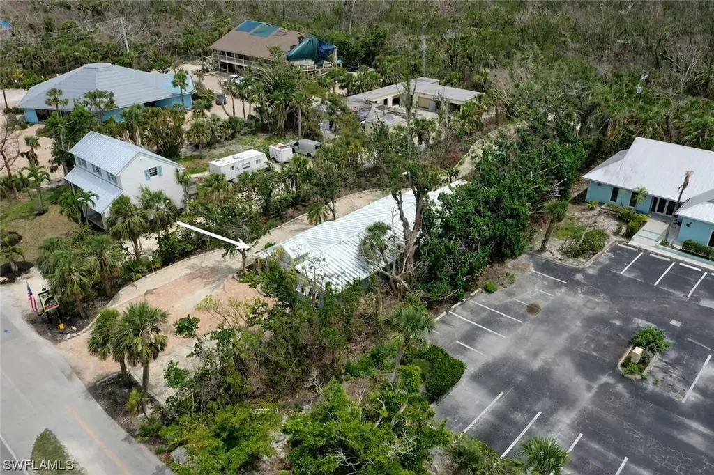 2365 Periwinkle Way Sanibel FL 33957