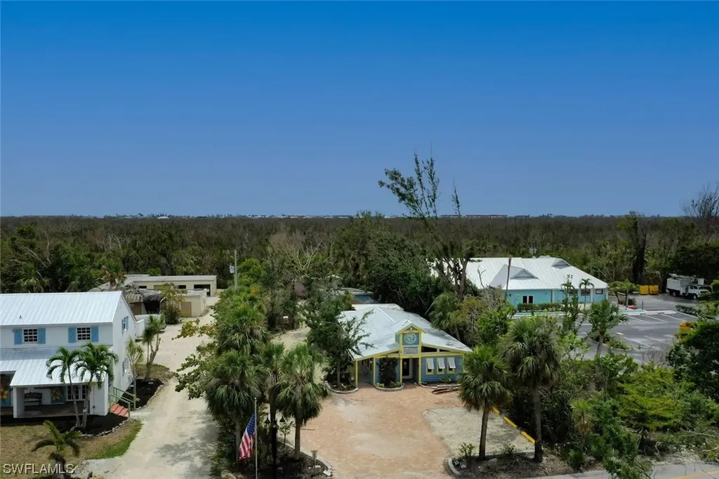 2365 Periwinkle Way Sanibel FL 33957