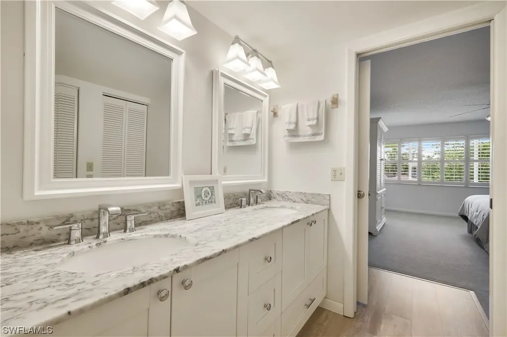 232 Memory Lane Naples FL 34112