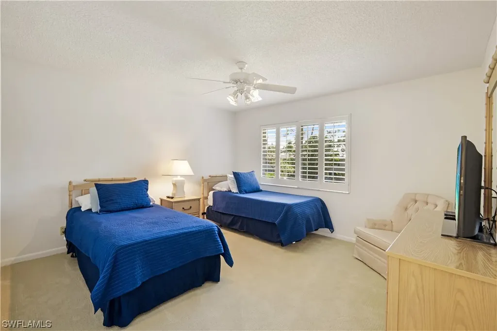 232 Memory Lane Naples FL 34112