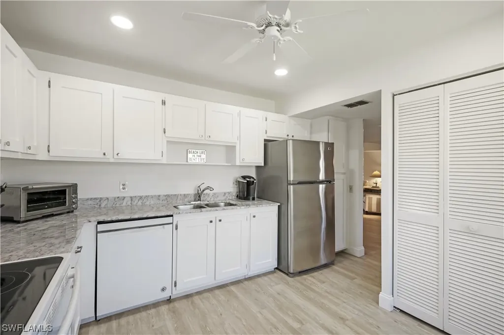 232 Memory Lane Naples FL 34112