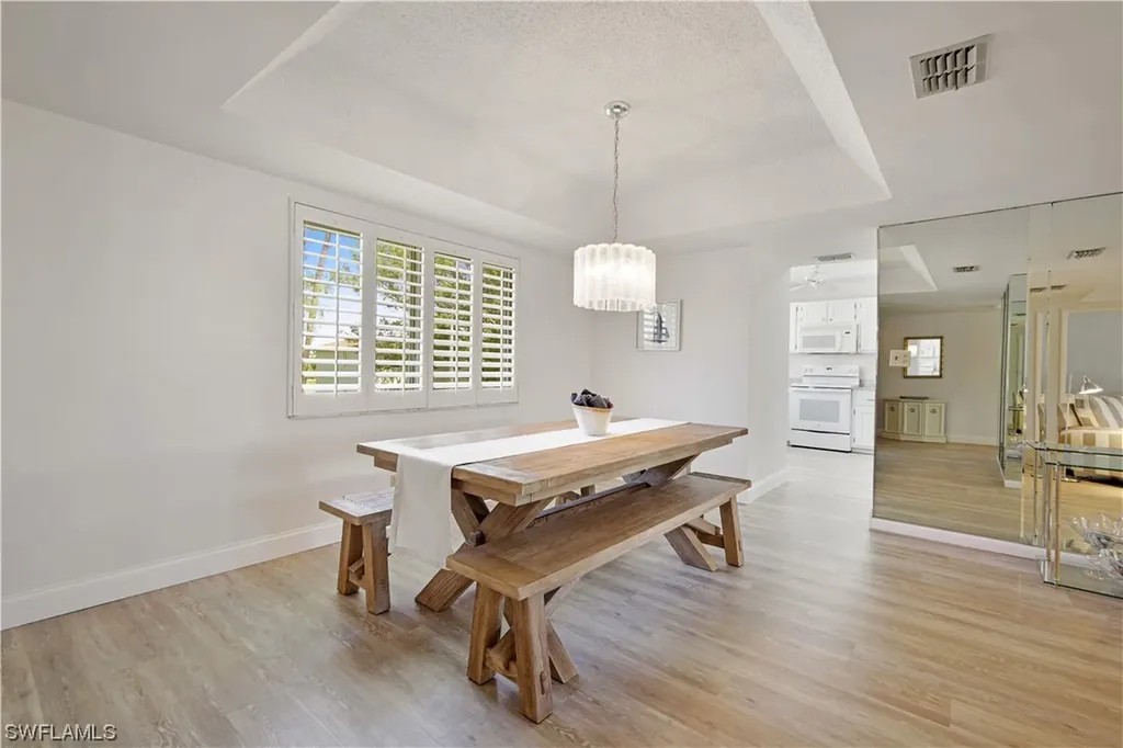 232 Memory Lane Naples FL 34112