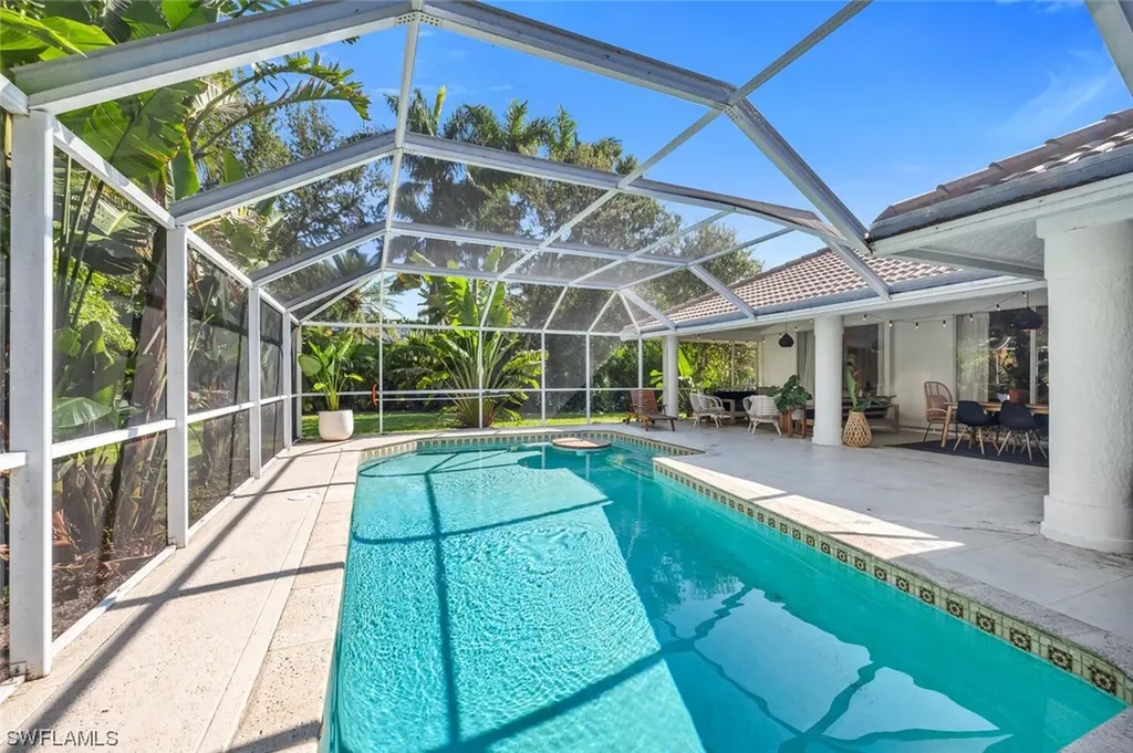 1921 Blackstone Circle Naples FL 34109