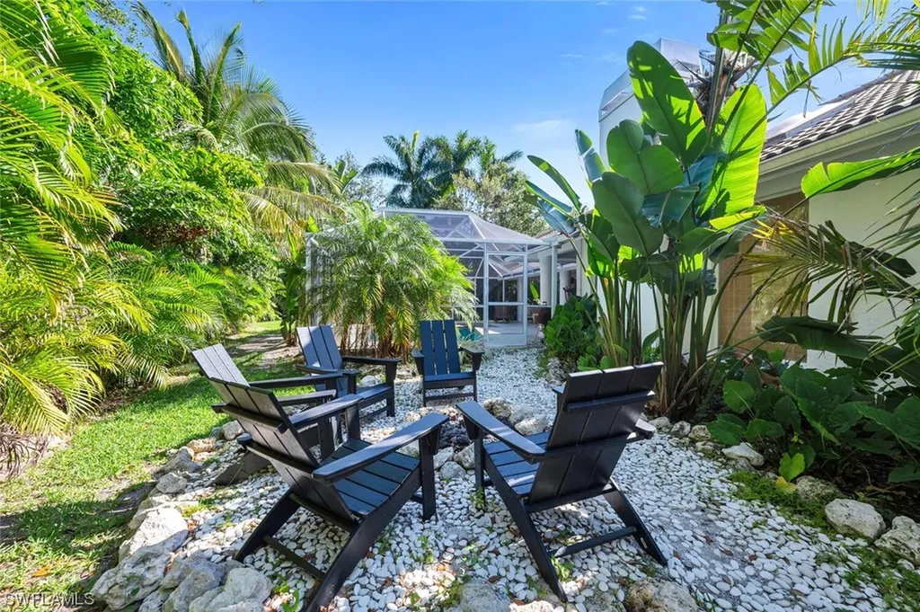 1921 Blackstone Circle Naples FL 34109