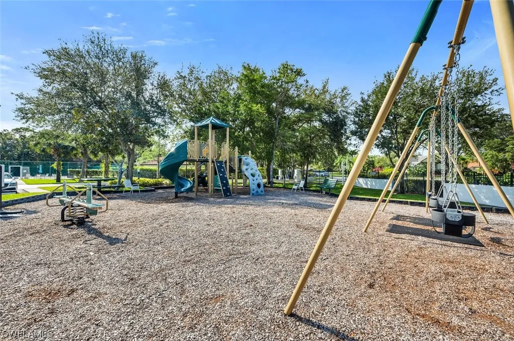 1921 Blackstone Circle Naples FL 34109
