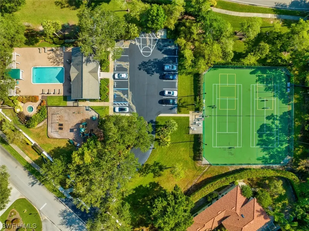 1921 Blackstone Circle Naples FL 34109