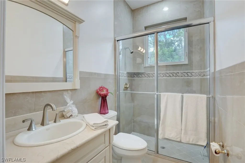 5141 Seahorse Avenue Naples FL 34103