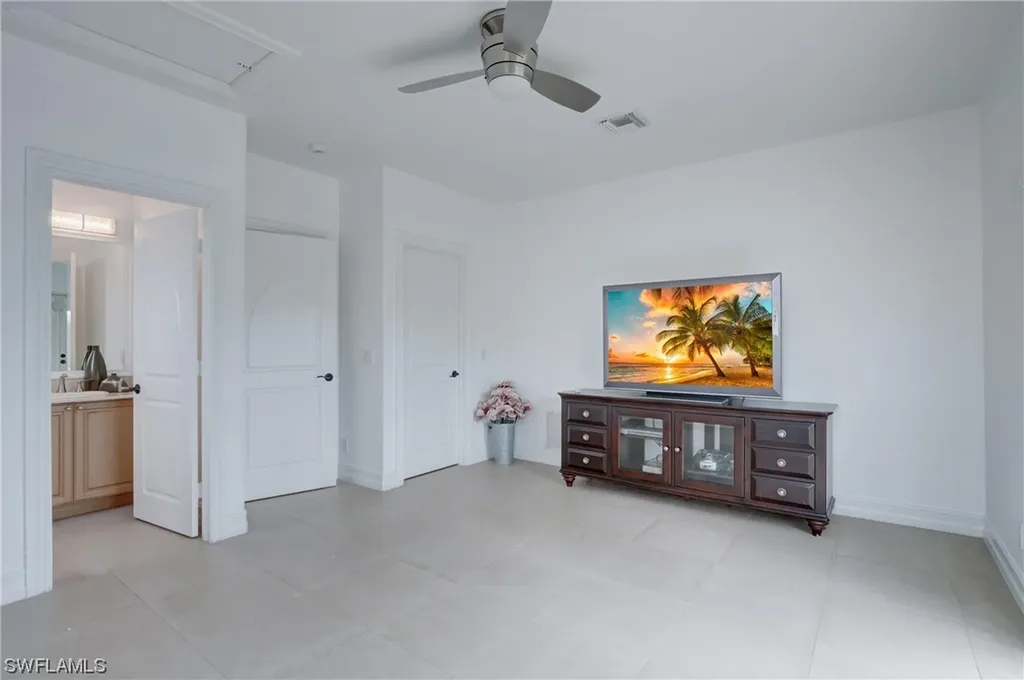 5141 Seahorse Avenue Naples FL 34103