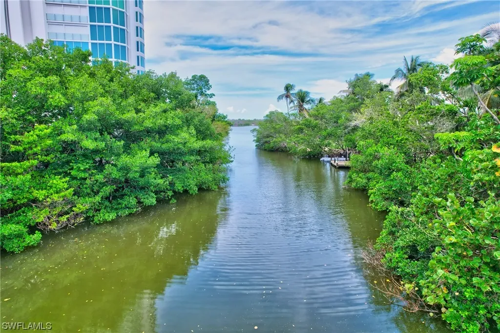 5141 Seahorse Avenue Naples FL 34103