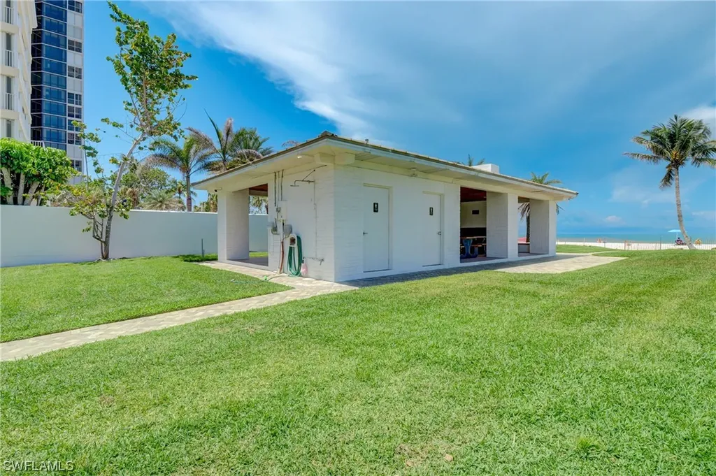 5141 Seahorse Avenue Naples FL 34103