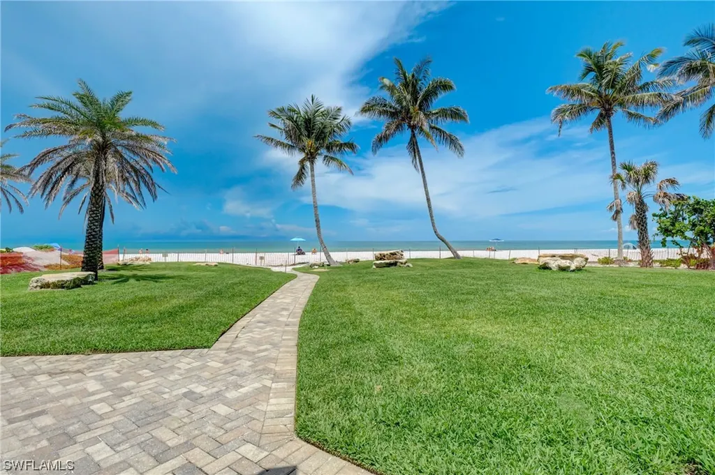 5141 Seahorse Avenue Naples FL 34103