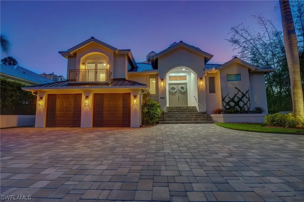 5141 Seahorse Avenue Naples FL 34103