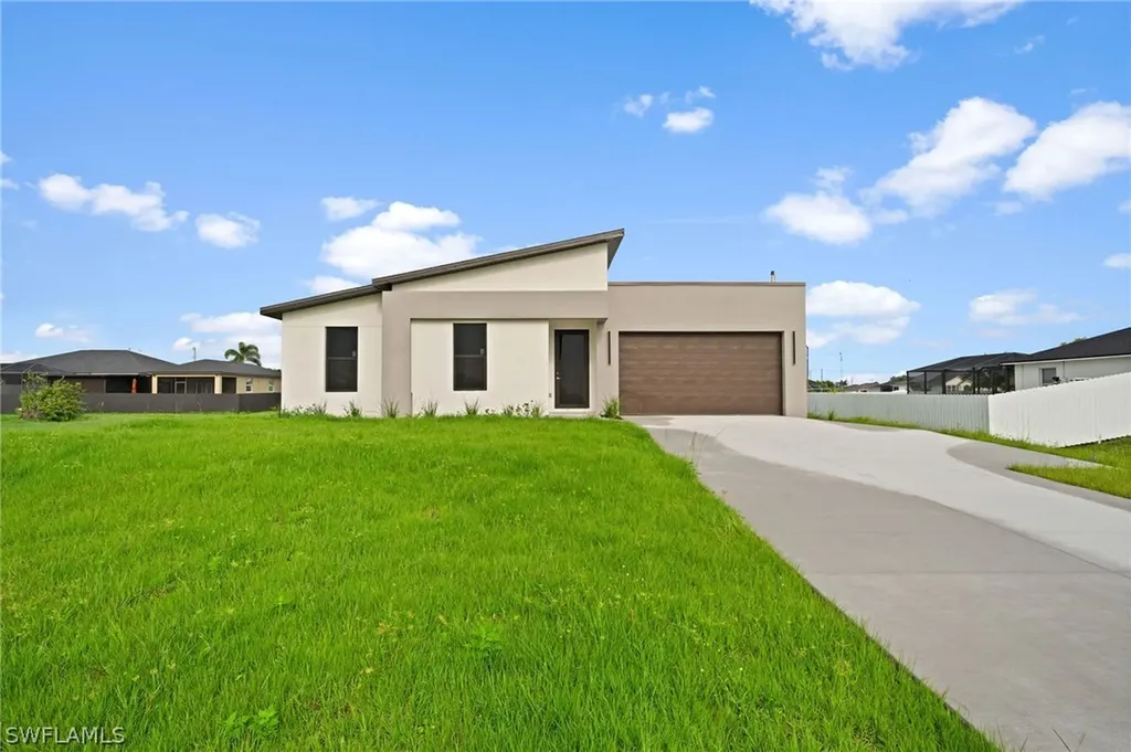 418 El Dorado Boulevard N Cape Coral FL 33993