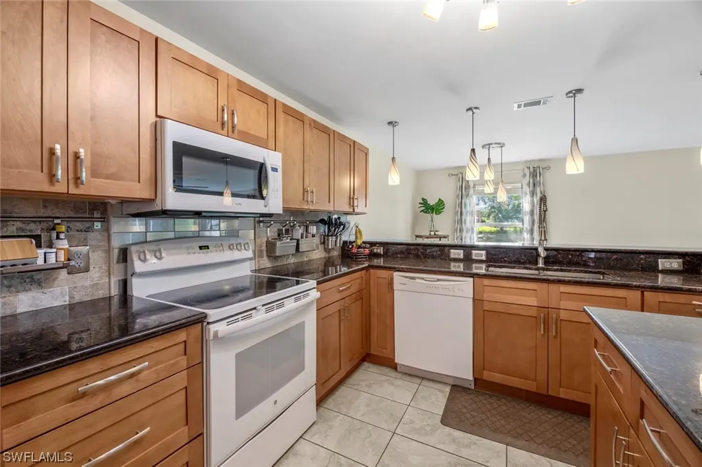 15046 Spinaker Court Naples FL 34119