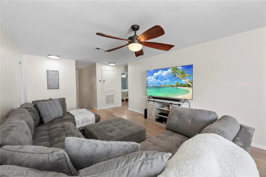 15046 Spinaker Court Naples FL 34119