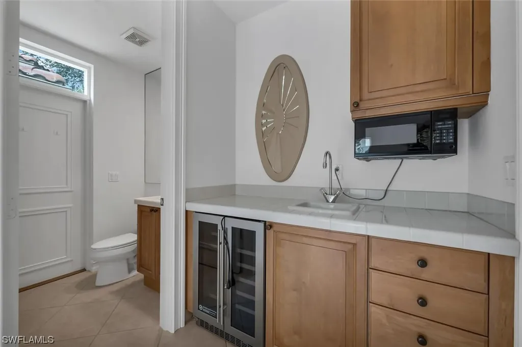 1296 Grand Isle Court Naples FL 34108