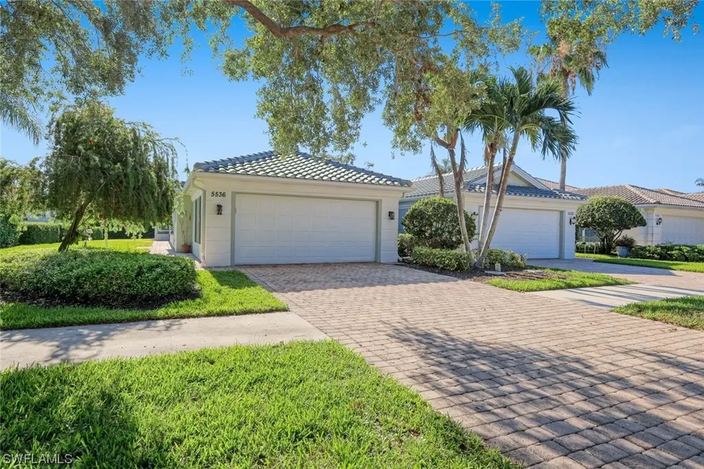 5536 Islandwalk Circle Naples FL 34119