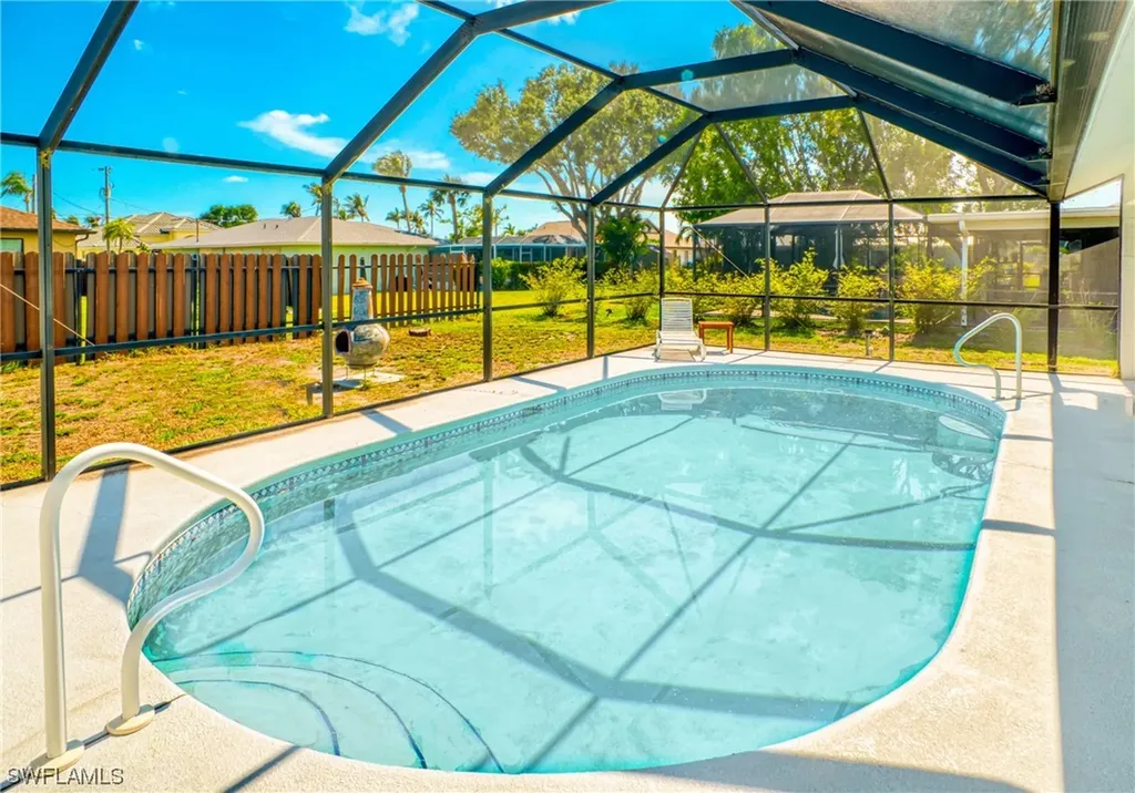 2110 SE 14th Street Cape Coral FL 33990
