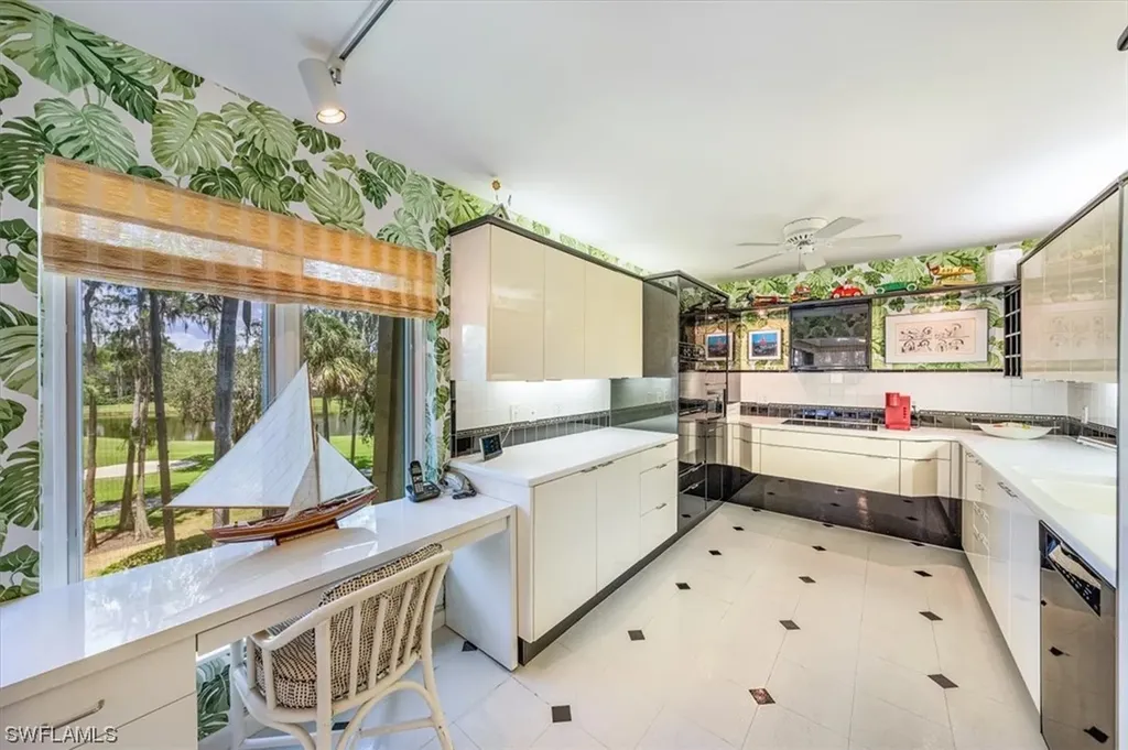 103 Clubhouse Lane Naples FL 34105