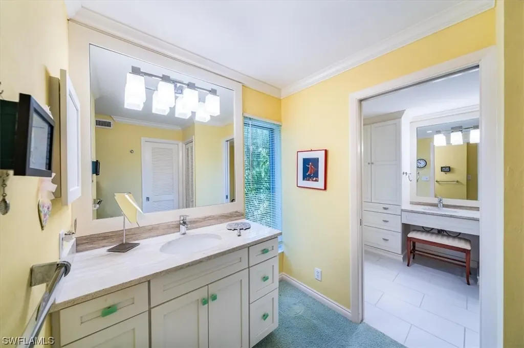 103 Clubhouse Lane Naples FL 34105
