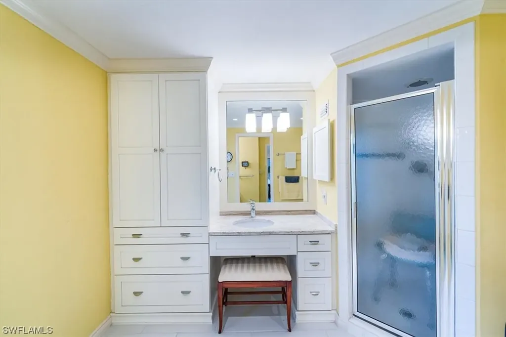 103 Clubhouse Lane Naples FL 34105