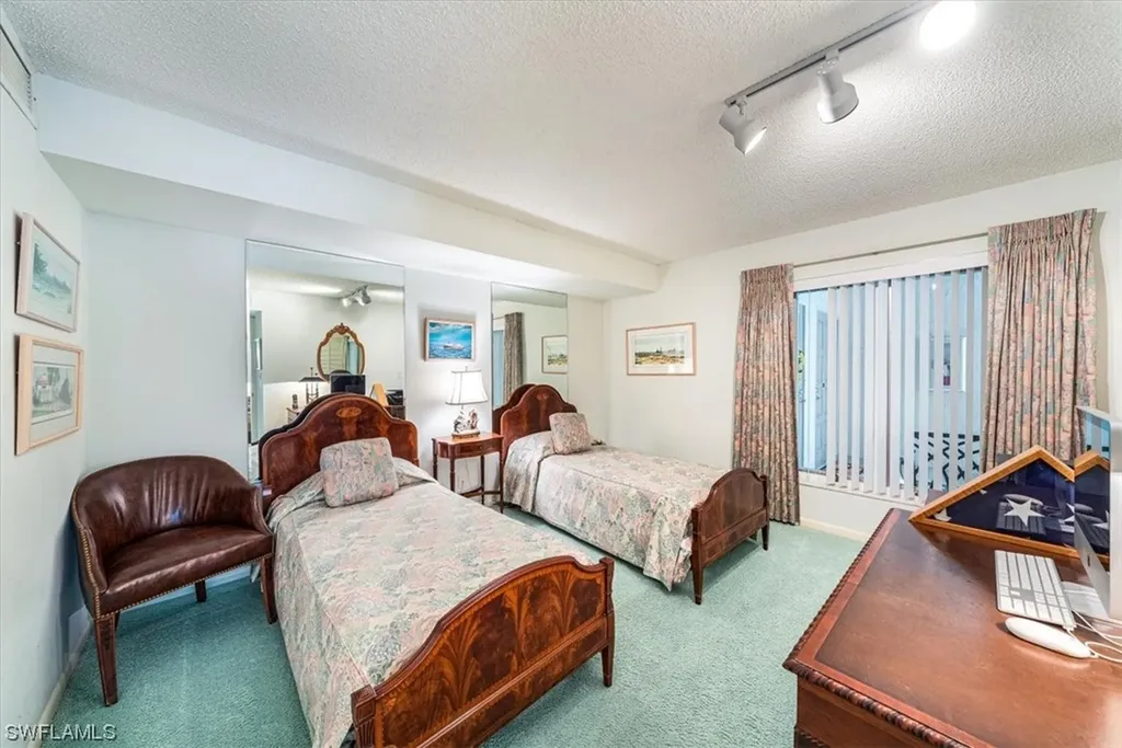 103 Clubhouse Lane Naples FL 34105