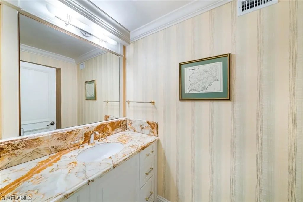 103 Clubhouse Lane Naples FL 34105