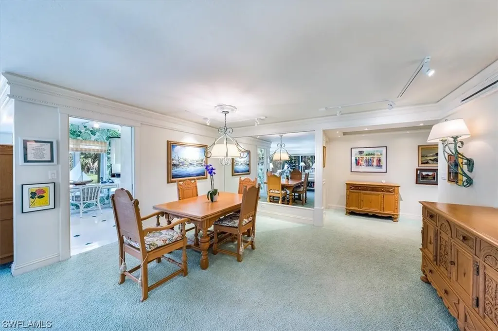 103 Clubhouse Lane Naples FL 34105