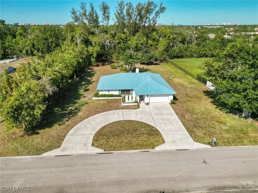 10757 Winterview Drive Naples FL 34109