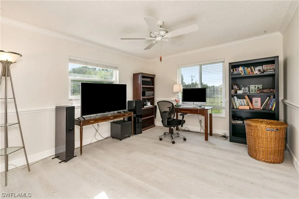 3805 SE 2nd Avenue Cape Coral FL 33904