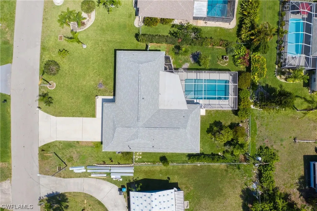 3805 SE 2nd Avenue Cape Coral FL 33904