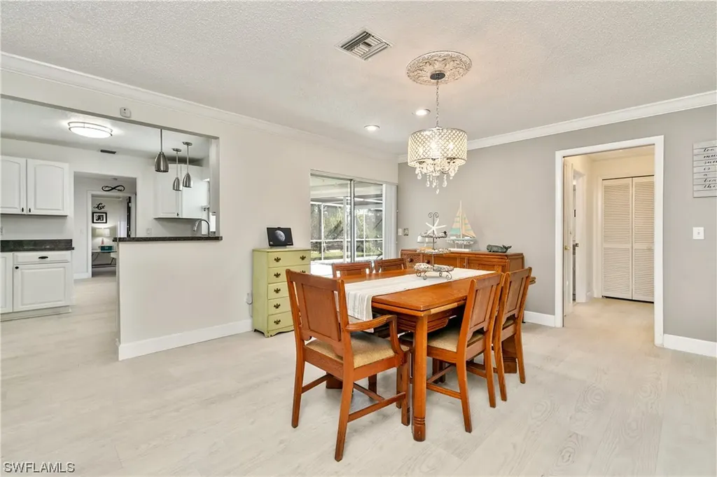 3805 SE 2nd Avenue Cape Coral FL 33904