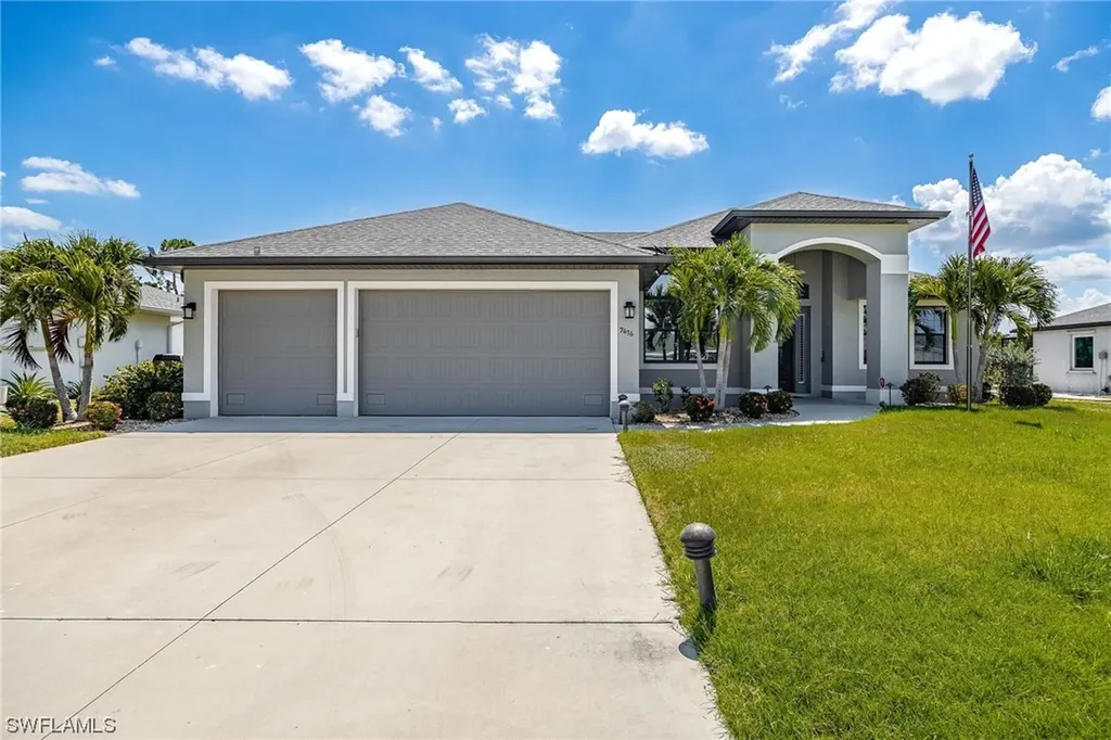 7416 South Seagrape Road Punta Gorda FL 33955
