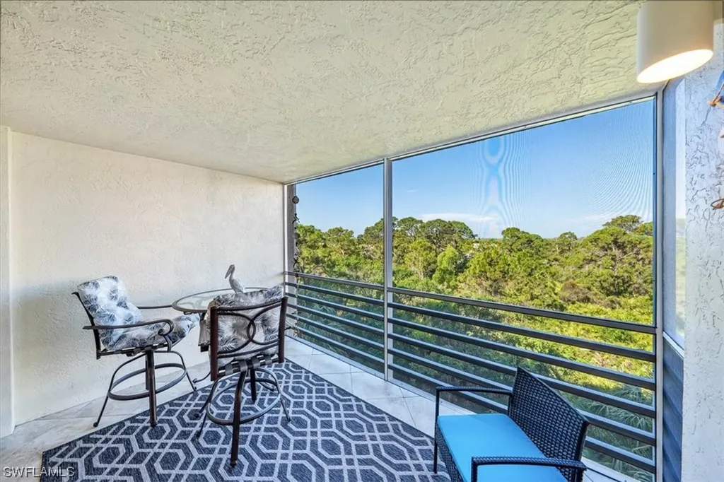 15161 Cedarwood Lane Naples FL 34110