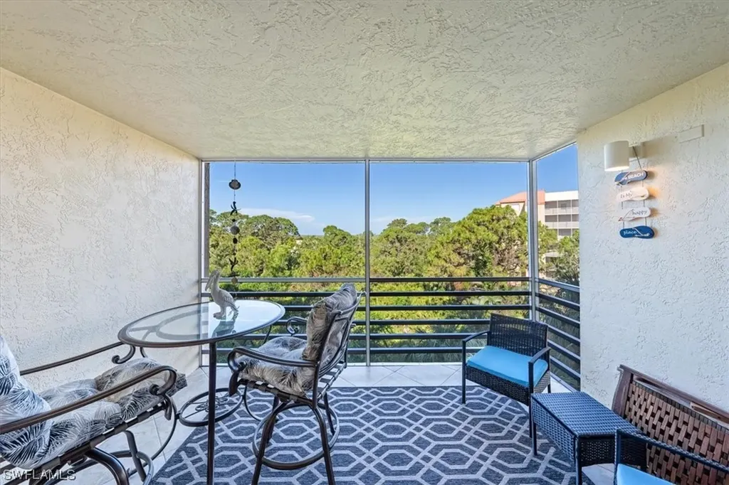 15161 Cedarwood Lane Naples FL 34110