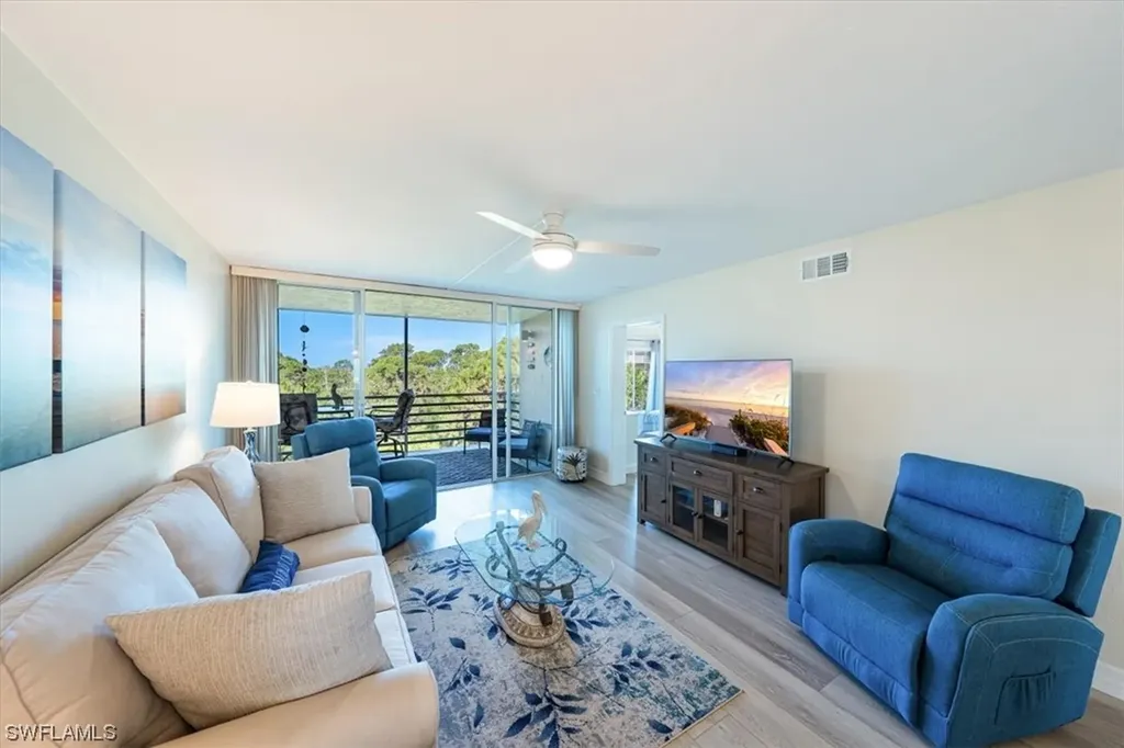 15161 Cedarwood Lane Naples FL 34110