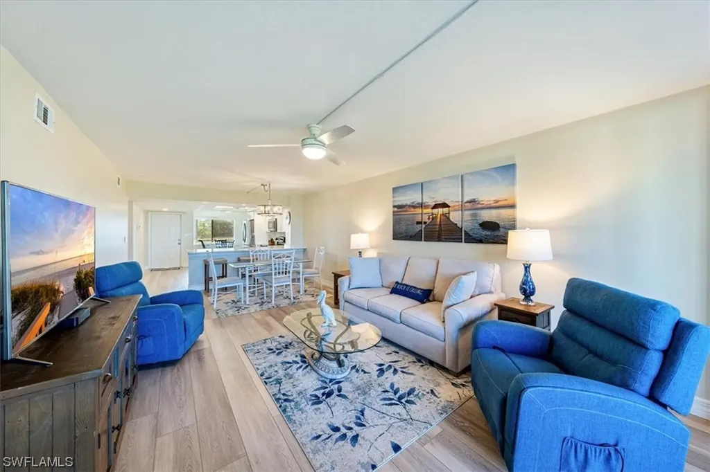 15161 Cedarwood Lane Naples FL 34110
