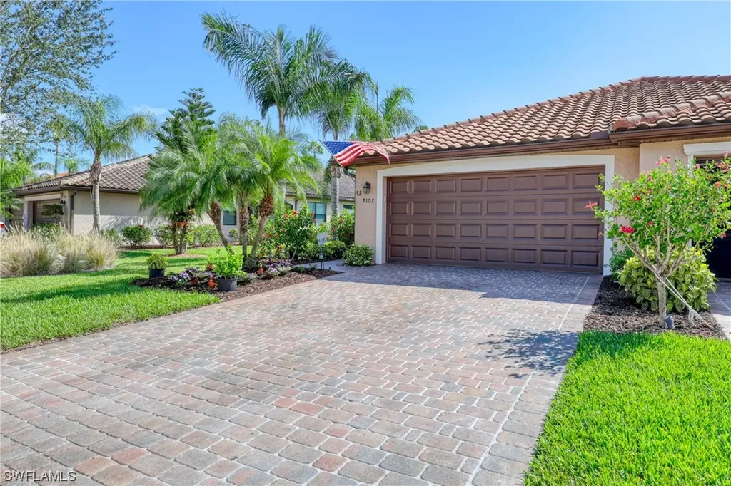 9107 Water Tupelo Road Fort Myers FL 33912