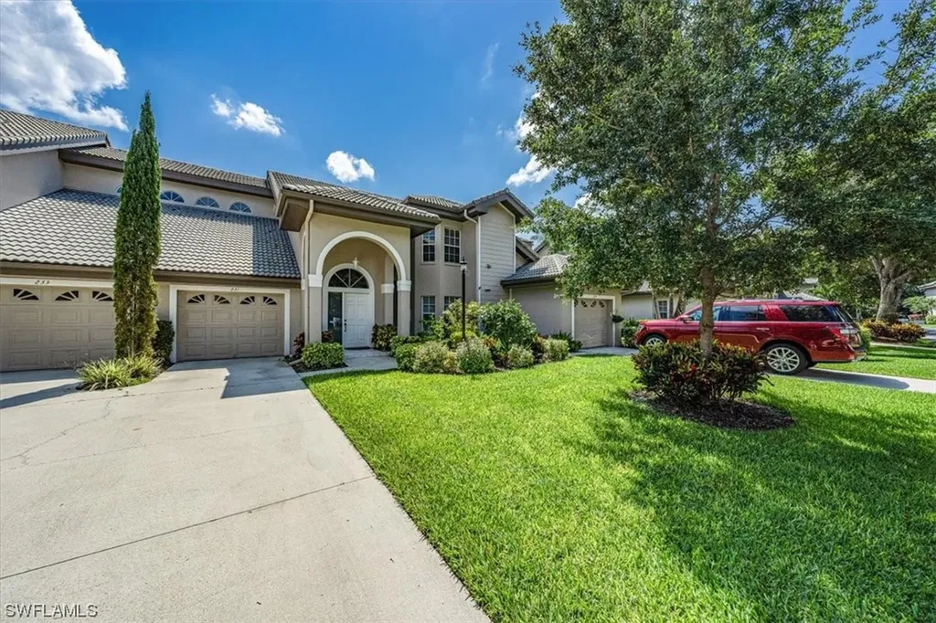 231 Via Perignon Naples FL 34119