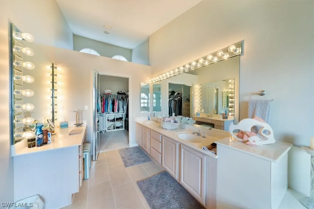 231 Via Perignon Naples FL 34119
