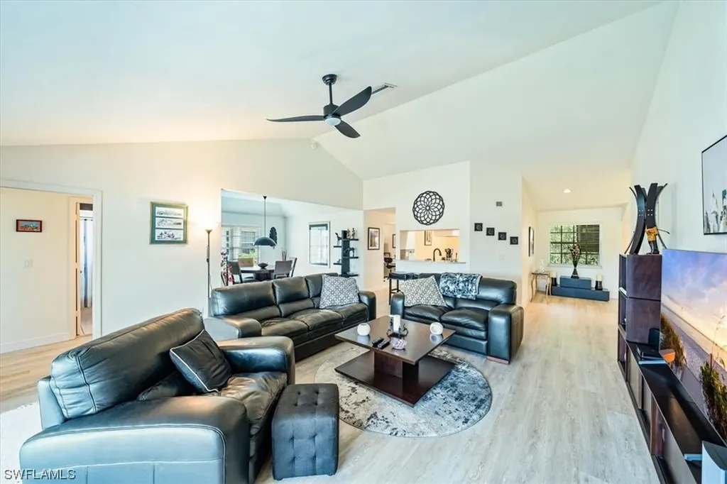 231 Via Perignon Naples FL 34119