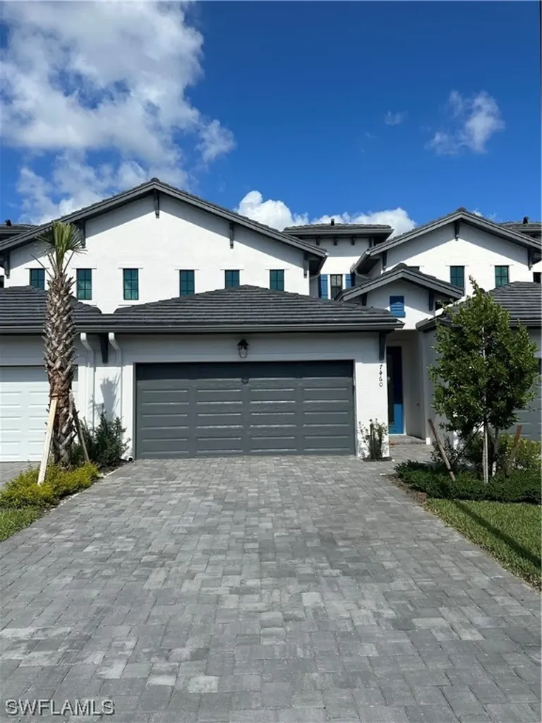 7460 Rockefeller Drive Naples FL 34119