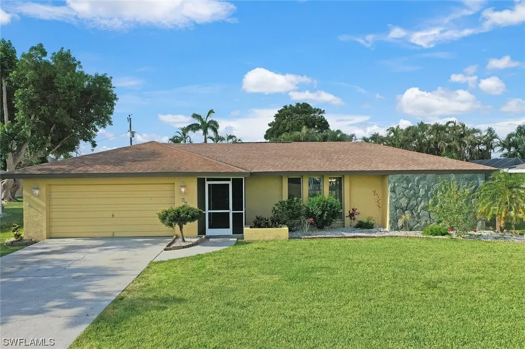 524 SE 36th Street Cape Coral FL 33904