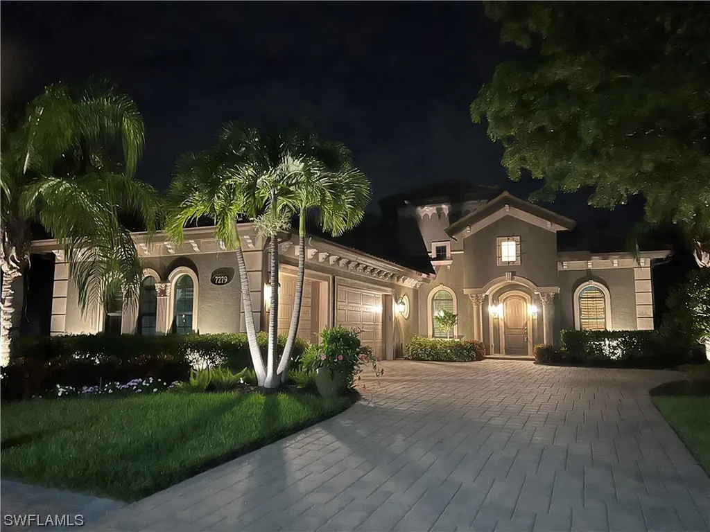 Naples FL, 7279 Lantana Circle