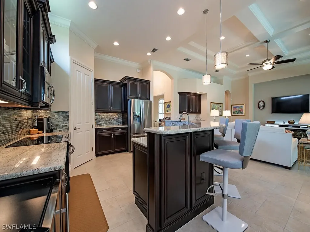 7279 Lantana Circle Naples FL 34119